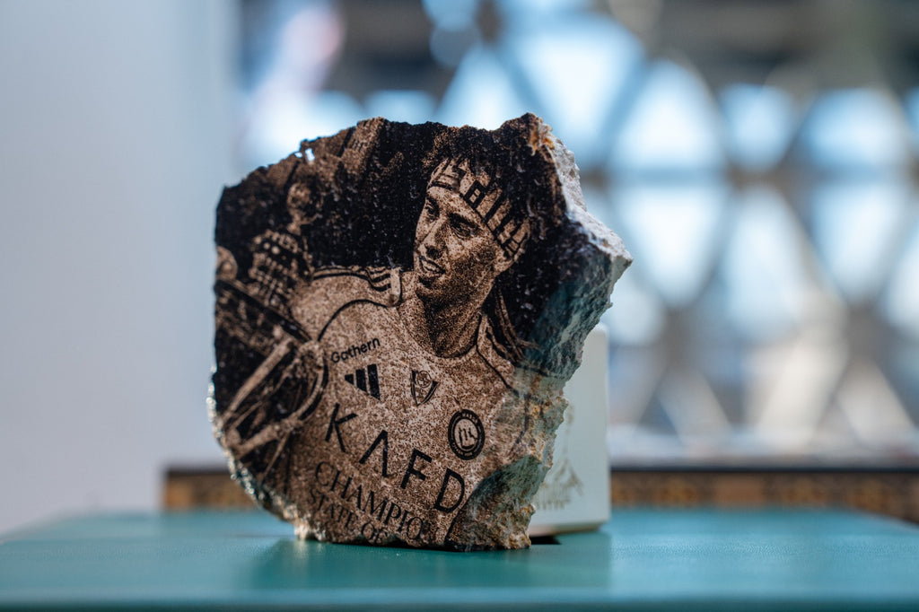 Al Nassr Summit Collection - engraved stone collectible side view